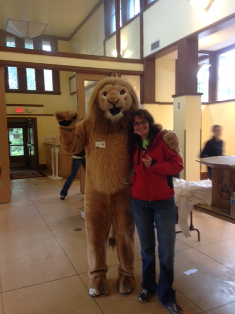 Tammy met the zoo mascot while volunteering during Wipfli’s Community Day at Henry Vilas Zoo in Madison.