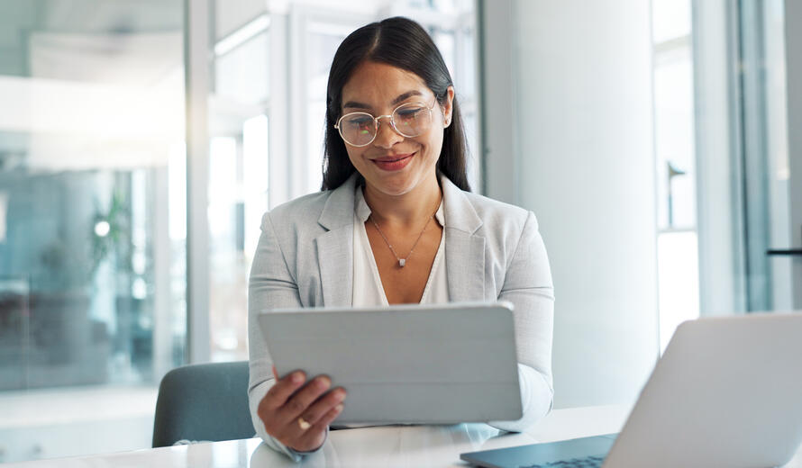 Businesswoman with tablet.